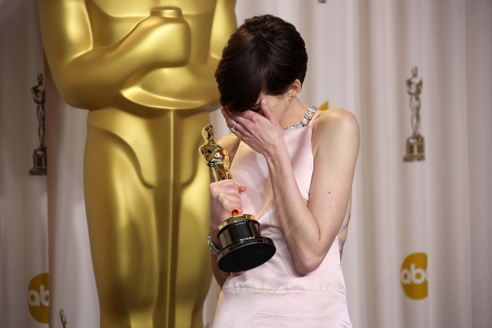Энн Хэтэуэй на цермонии Оскар