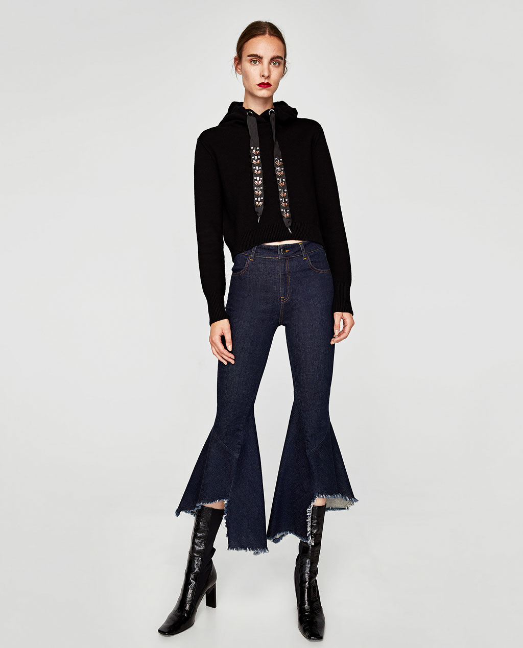 http://elle.ua/upload/image/%D0%B7%D0%B0%D1%80%D0%B0%20%D0%BA%D0%BB%D0%B5%D1%88%D1%8C2.jpg