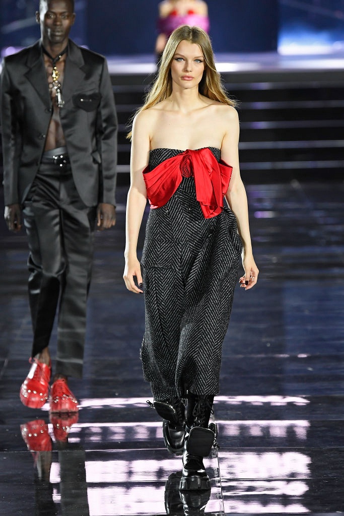 Крис Грикайте