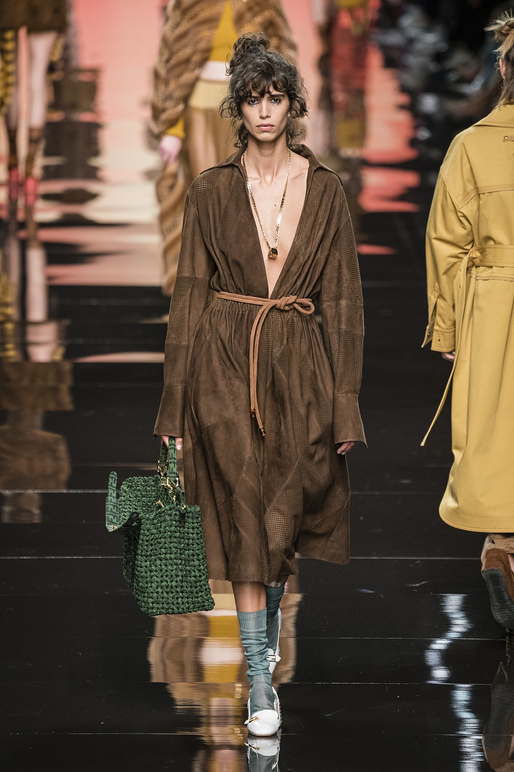 Самый модный аксессуар лета 2020: пояс-верёвка