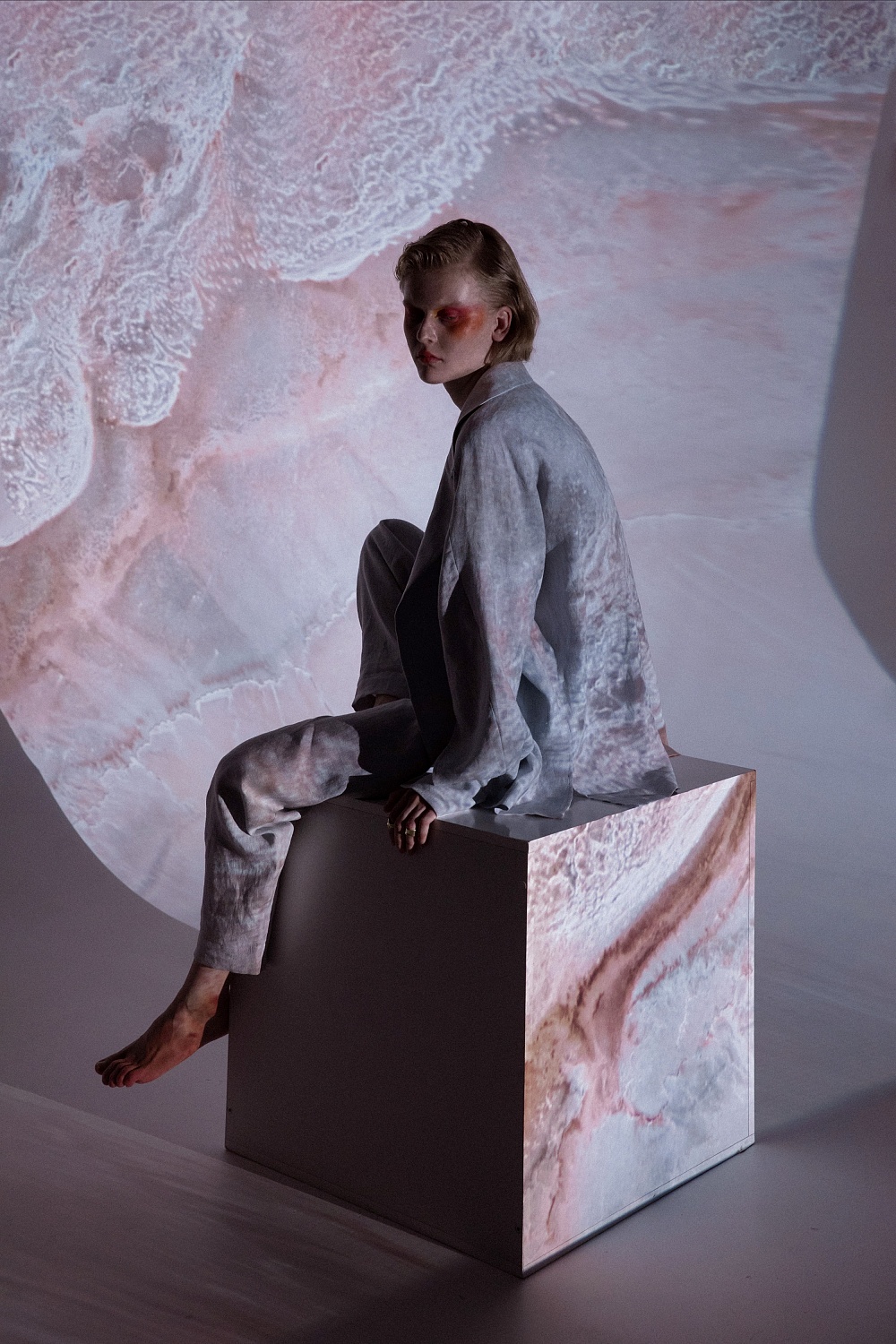 Костюм: J’Amemme