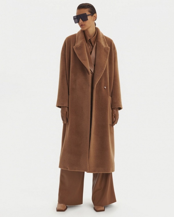 The Coat by Katya Silchenko