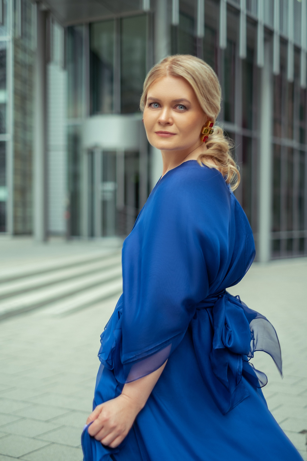 Alessia Lehmann. Серьги, Hanna Bernhard, платье, Olena Oliynyk 