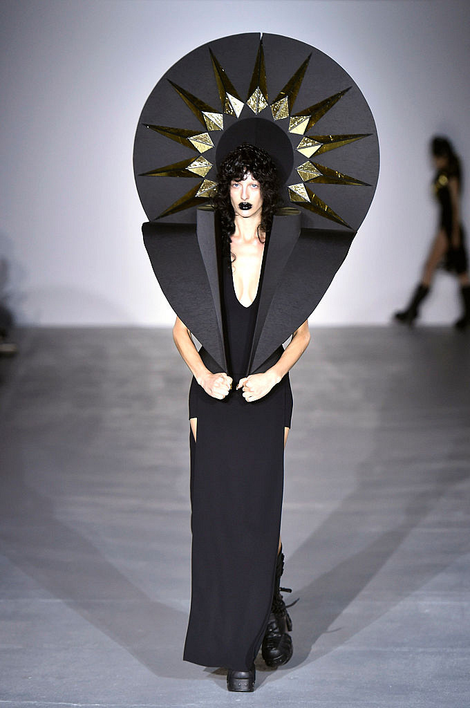 Gareth Pugh Spring 2017