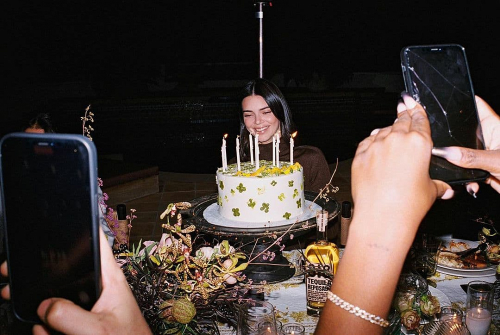 @kendalljenner