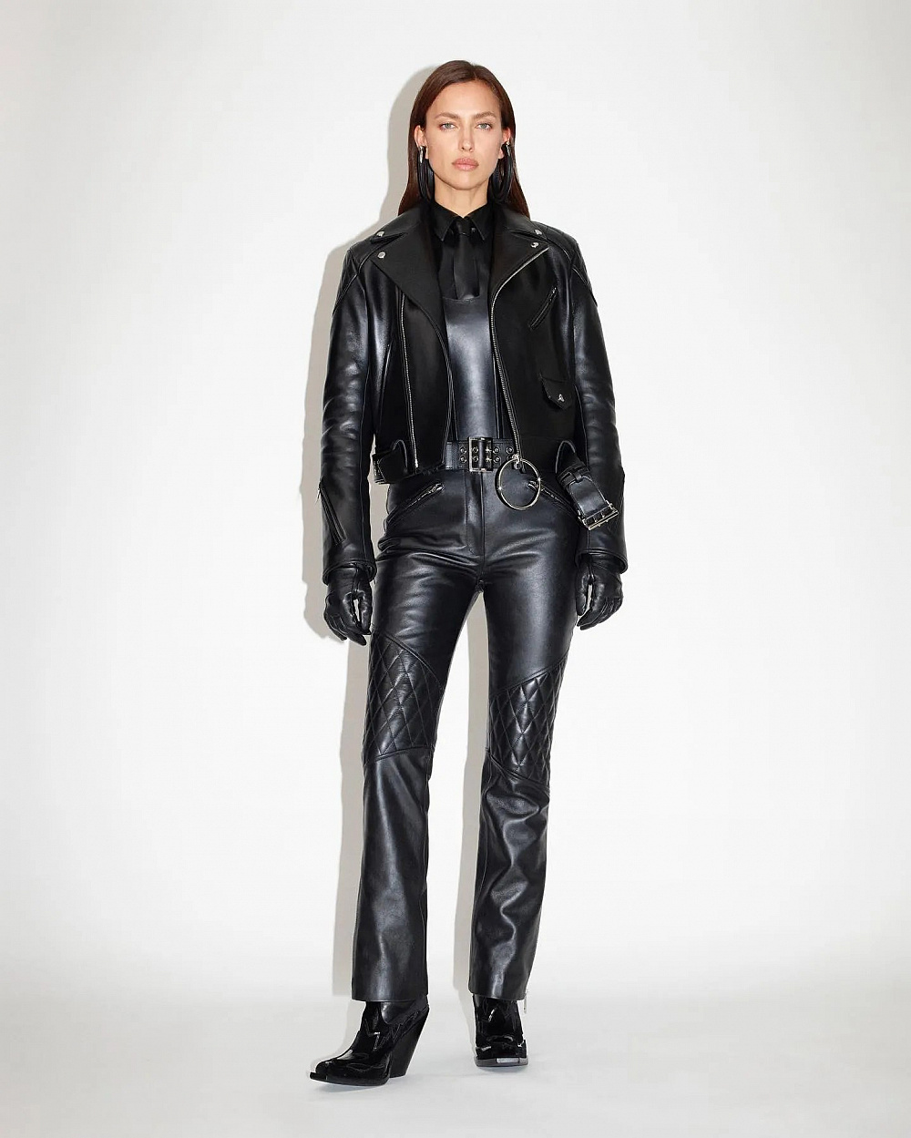 Ірина Шейк в Burberry/Instagram: @burberry