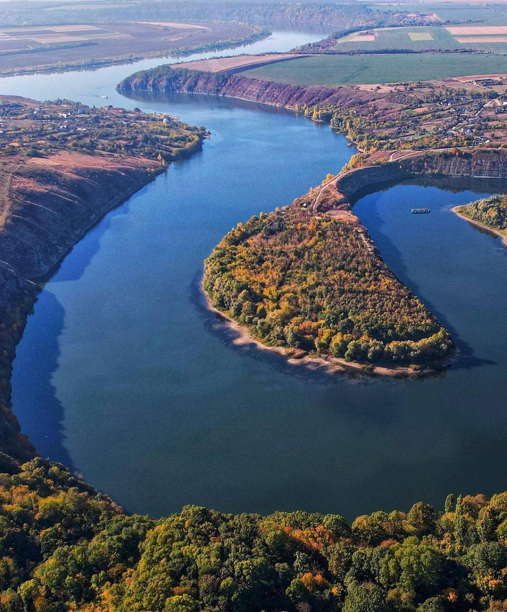 Instagram: @dikhtenko.v