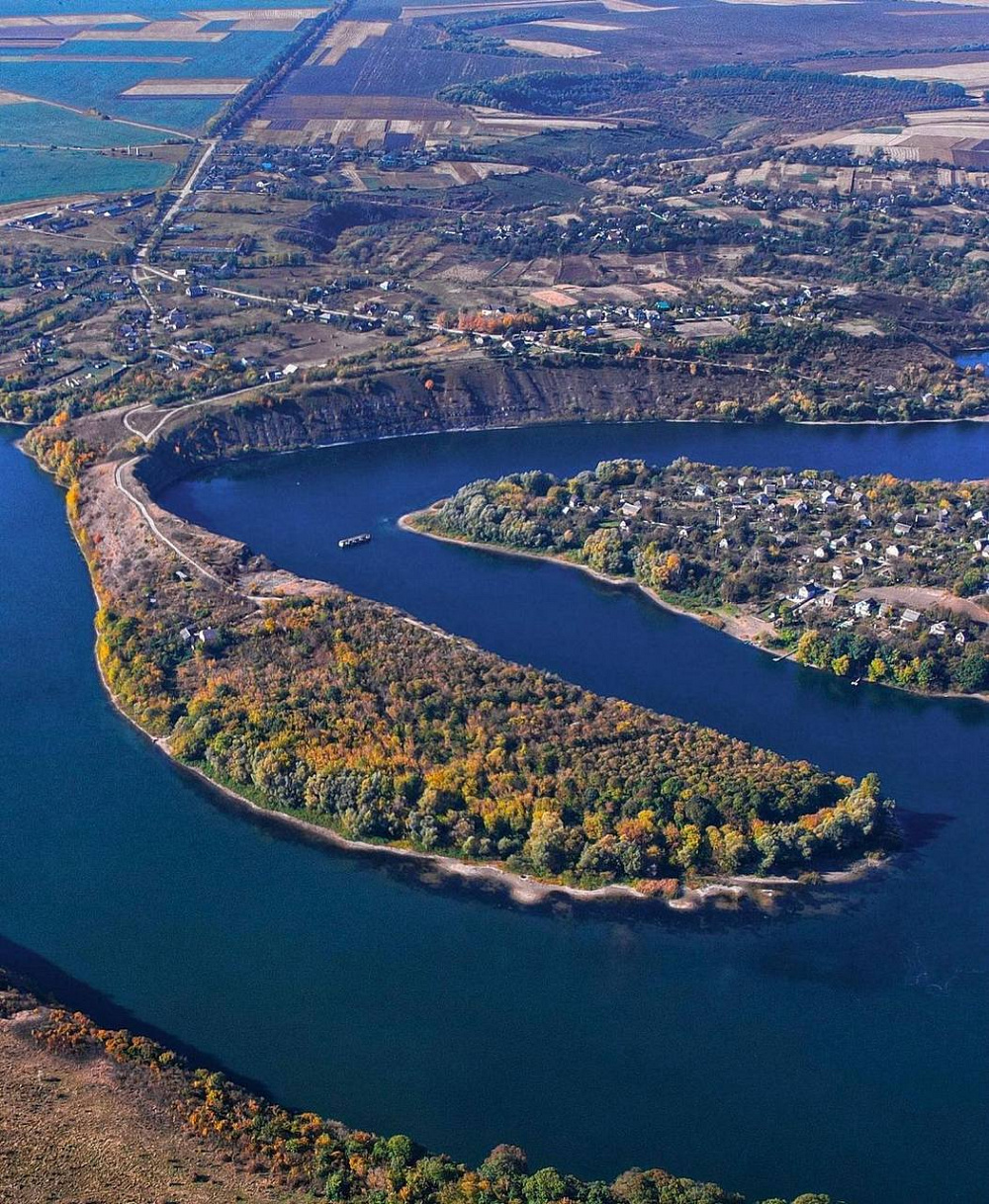 Instagram: @dikhtenko.v