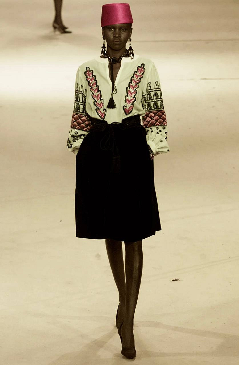 Ретроспективний показ Saint Laurent, весна 2002