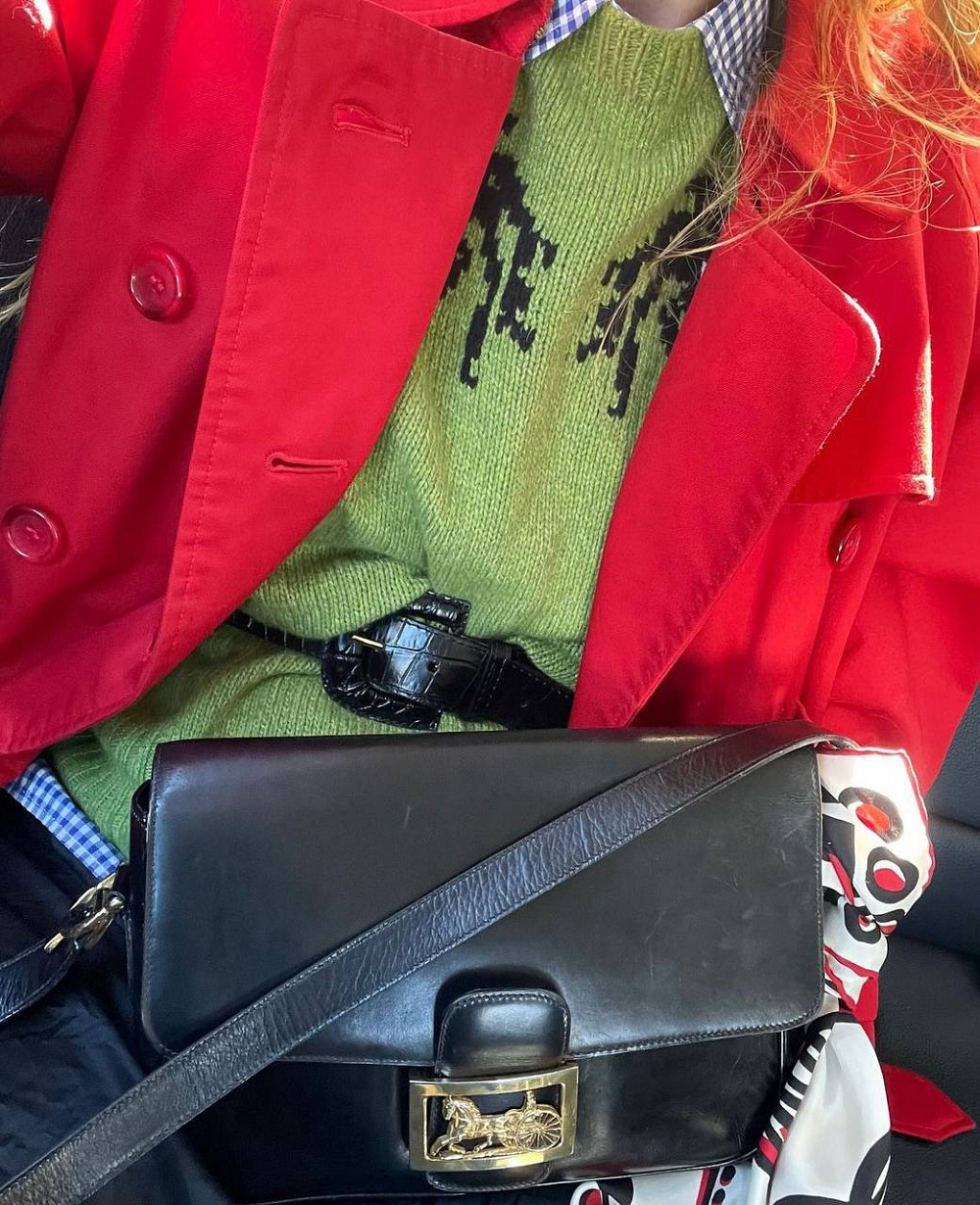 Instagram: @blancamiro