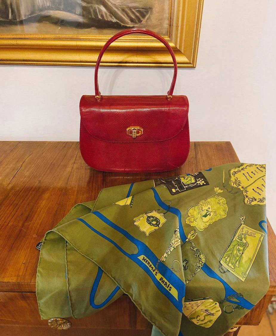 Instagram: @kira.vintage