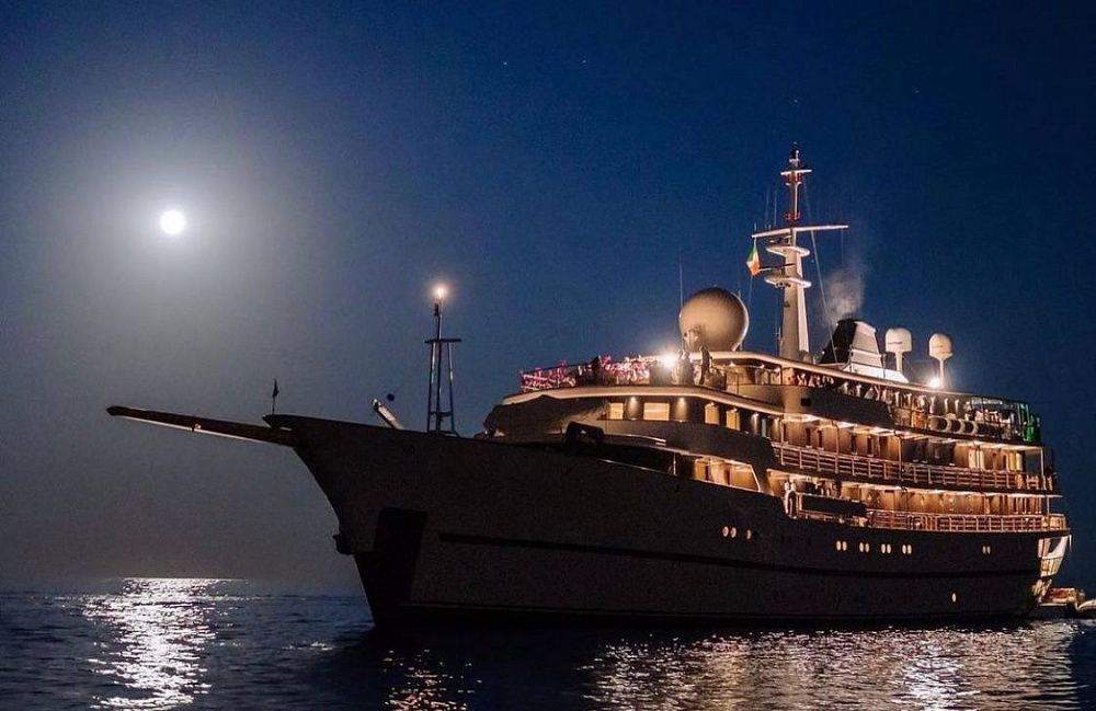 Instagram: @tommy_chiabra