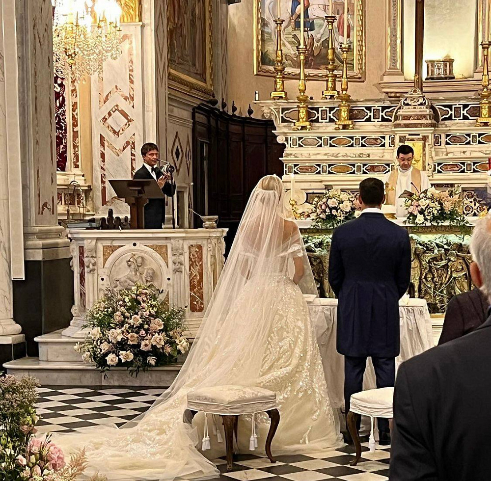 Instagram: @leila.nda