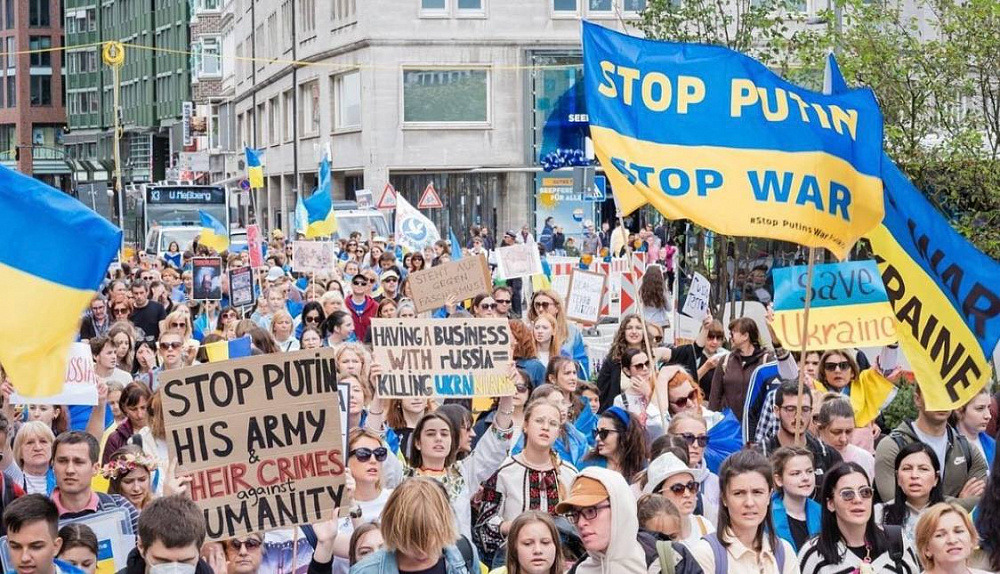 Instagram: @feine.ukraine