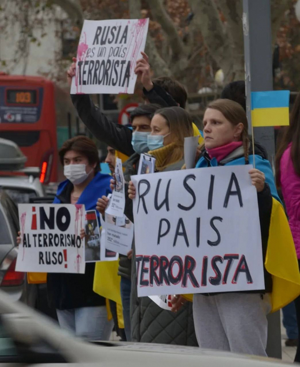 Instagram: @alina.n.e.s.t