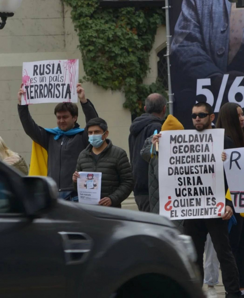 Instagram: @alina.n.e.s.t