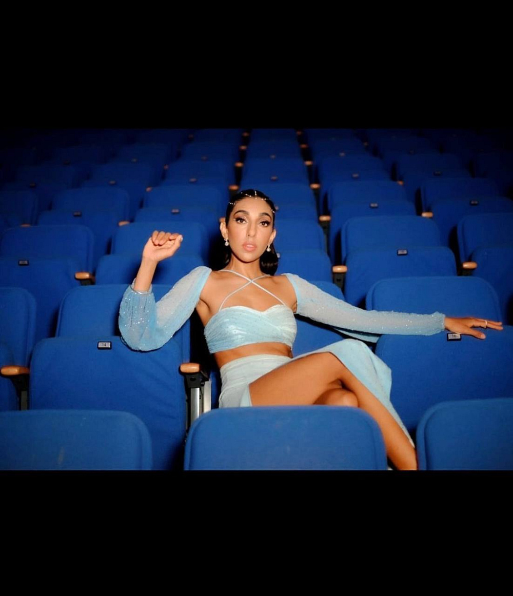 Instagram: @rupikaur_