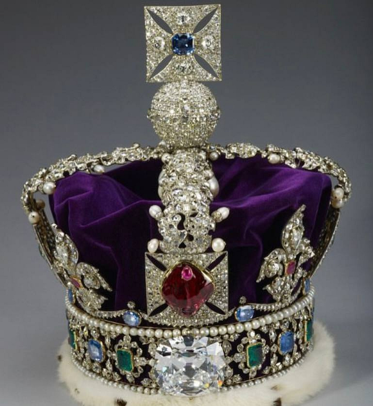 Instagram: @royalcollectiontrust