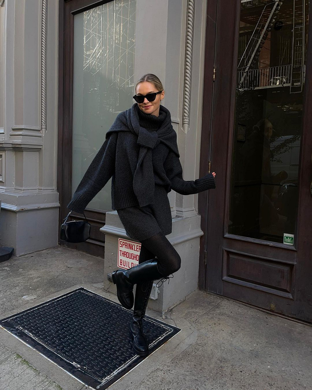 Instagram: @clairerose