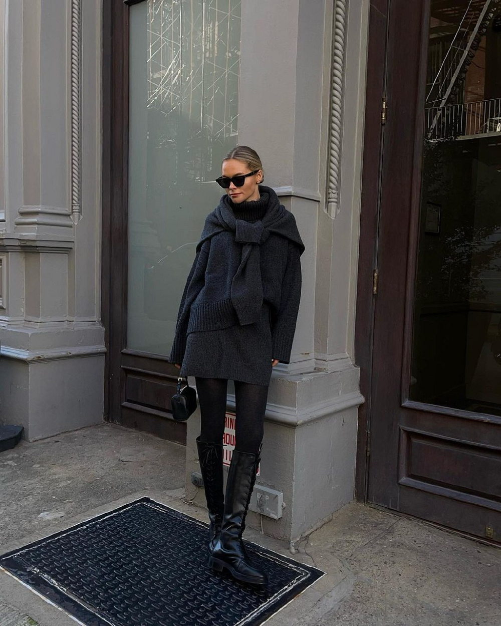 Instagram: @clairerose