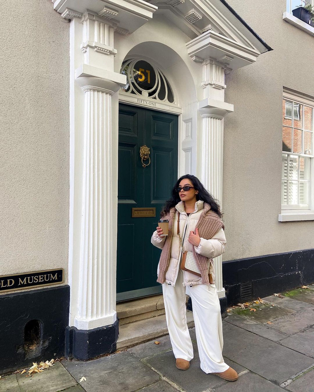 Instagram: @chiarasalehi