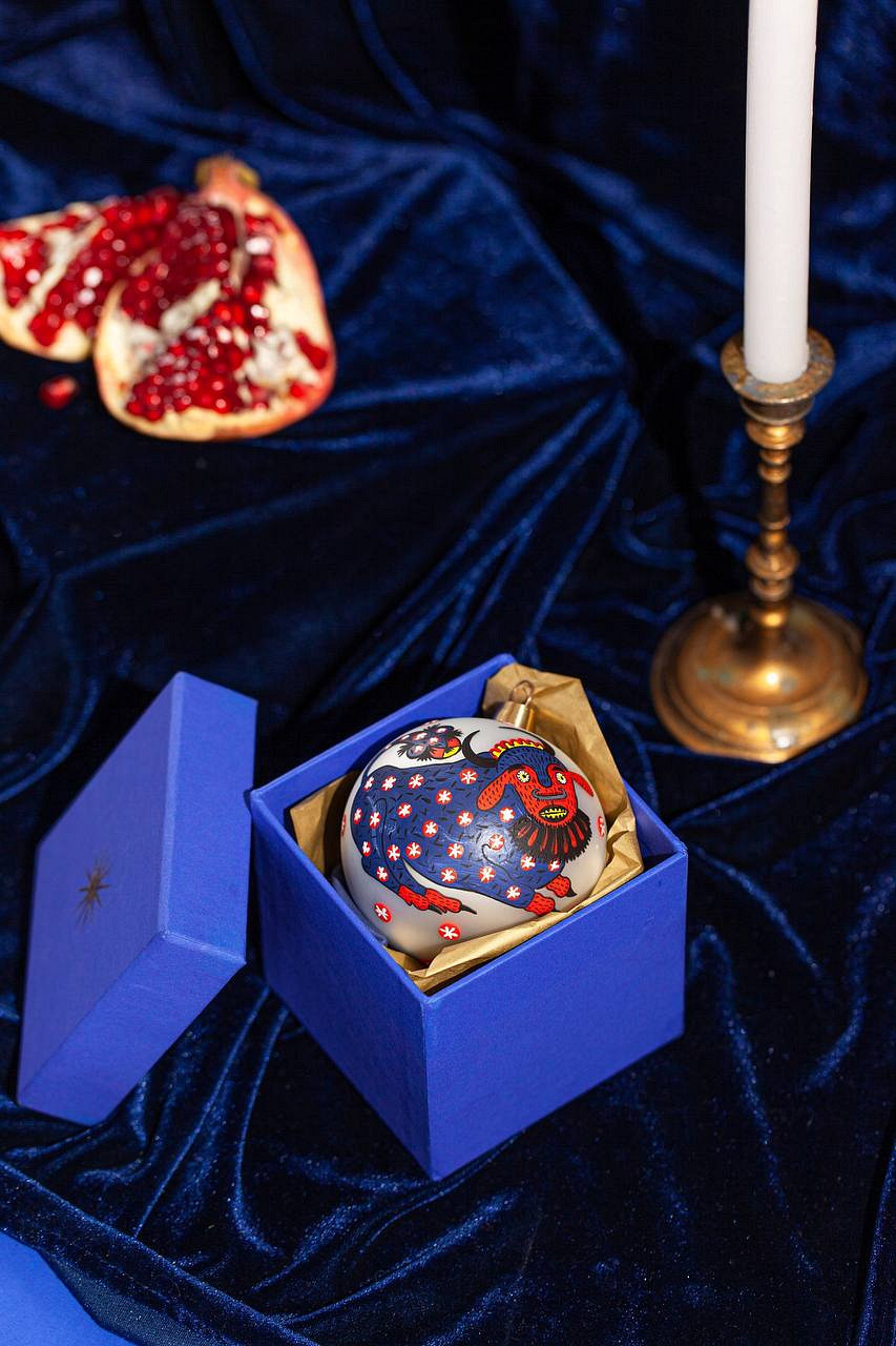 Новорічні прикраси від бренду «Ґроно»