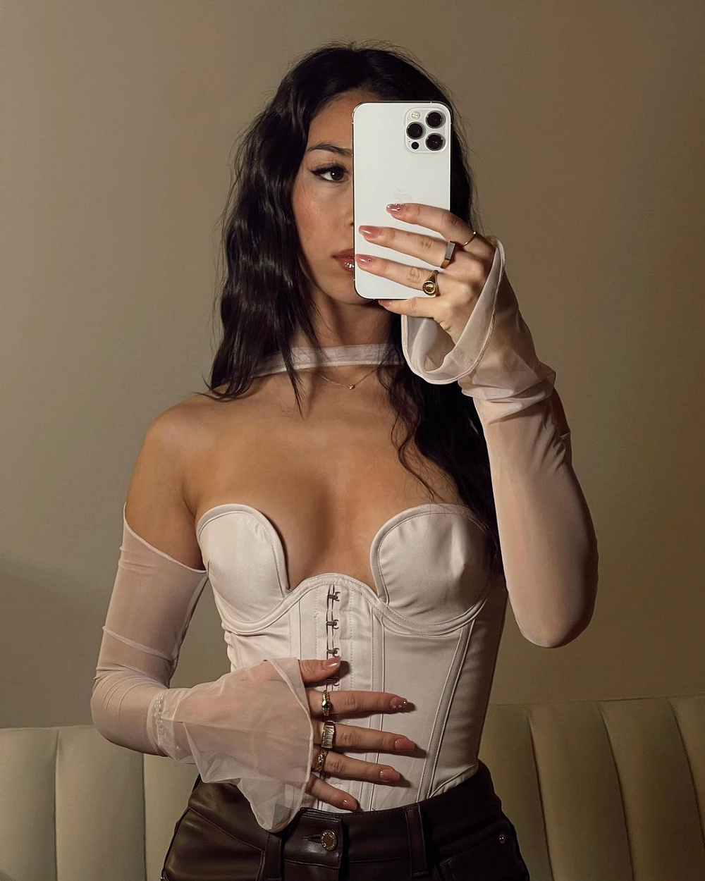 Instagram: @laurenwolfe