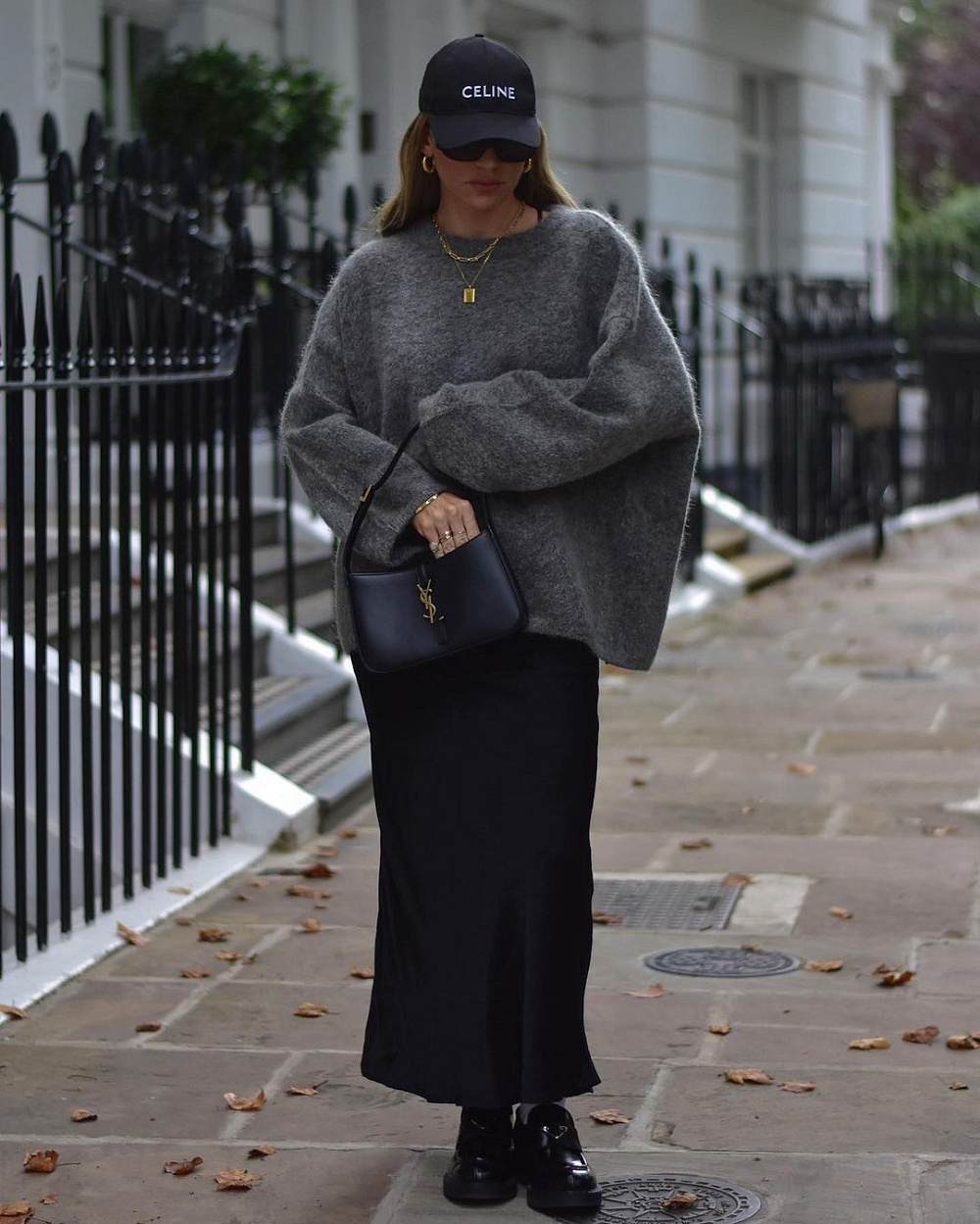 Instagram: @whatgigiwears