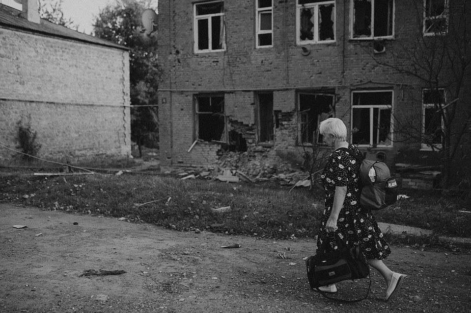 Instagram: @taniasynia