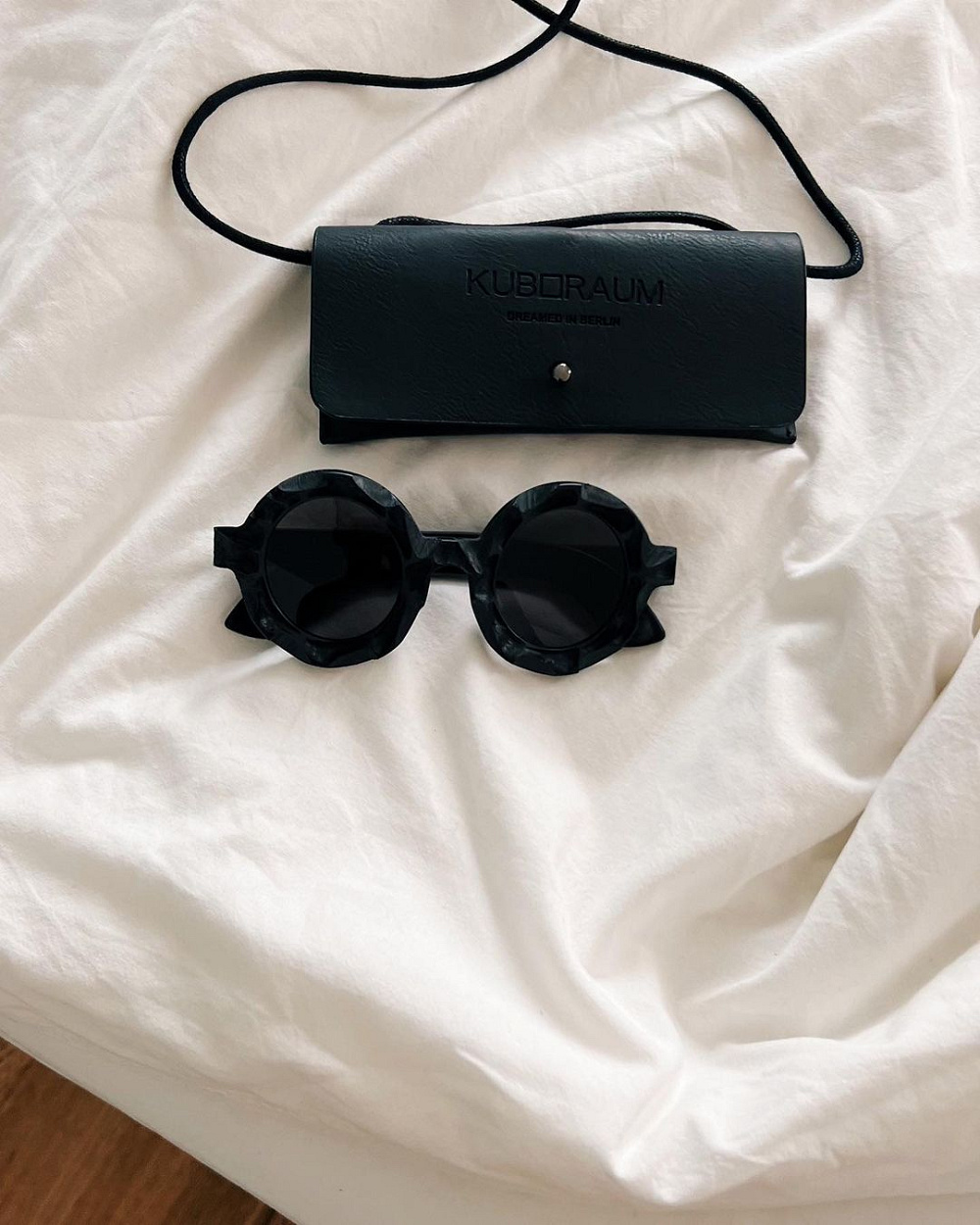 Instagram: @kira.vintage