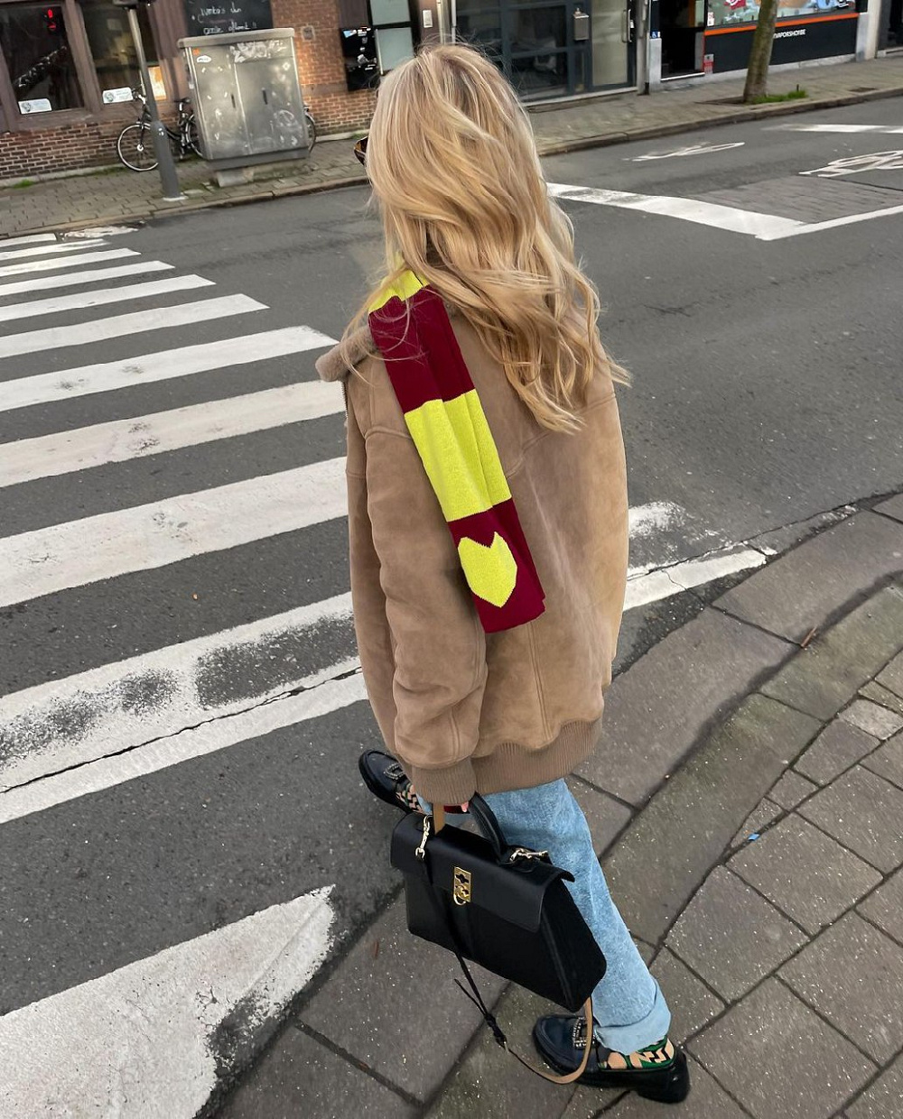 Instagram: @oliviatps