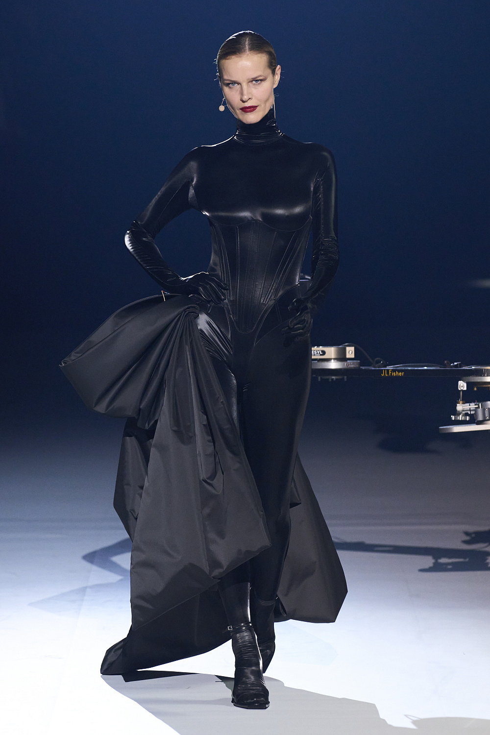 Mugler