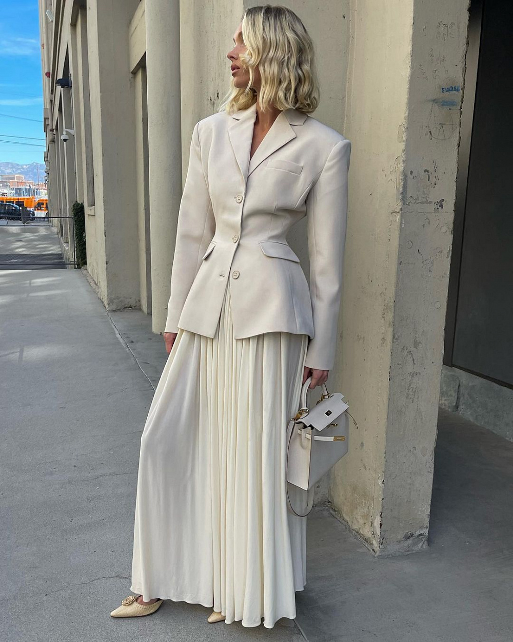 Instagram: @hoskelsa