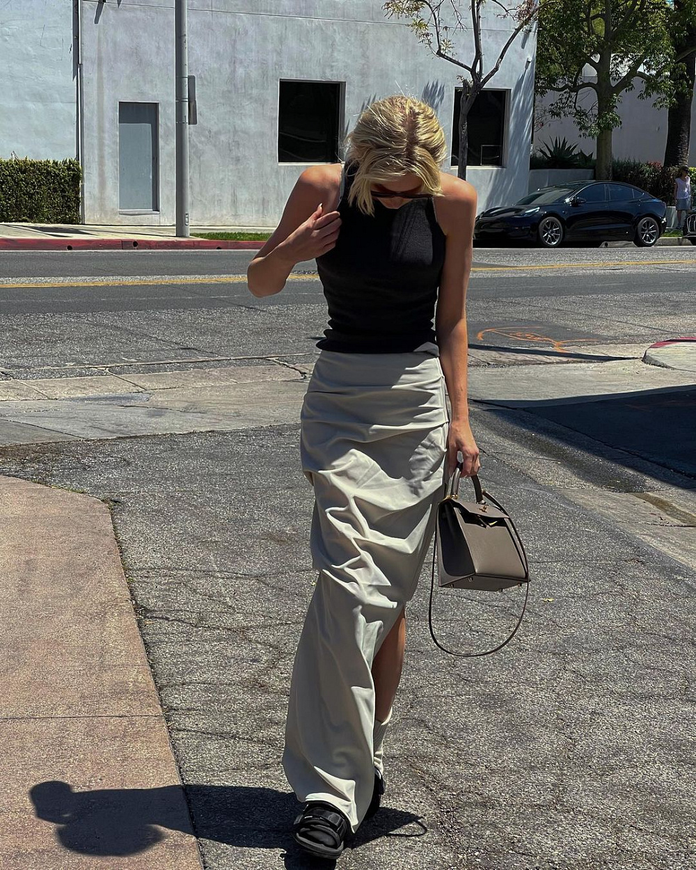 Instagram: @hoskelsa