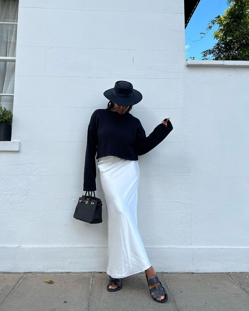 Instagram: @nlmarilyn