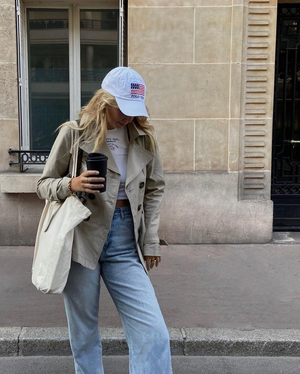 Instagram: @camille.mast