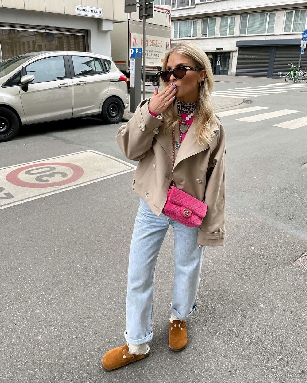 Instagram: @oliviatps