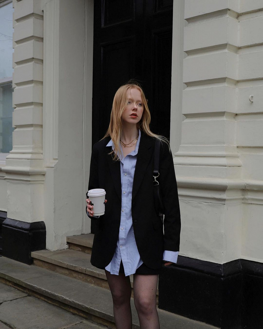 Instagram: @hollyrebeccawhite