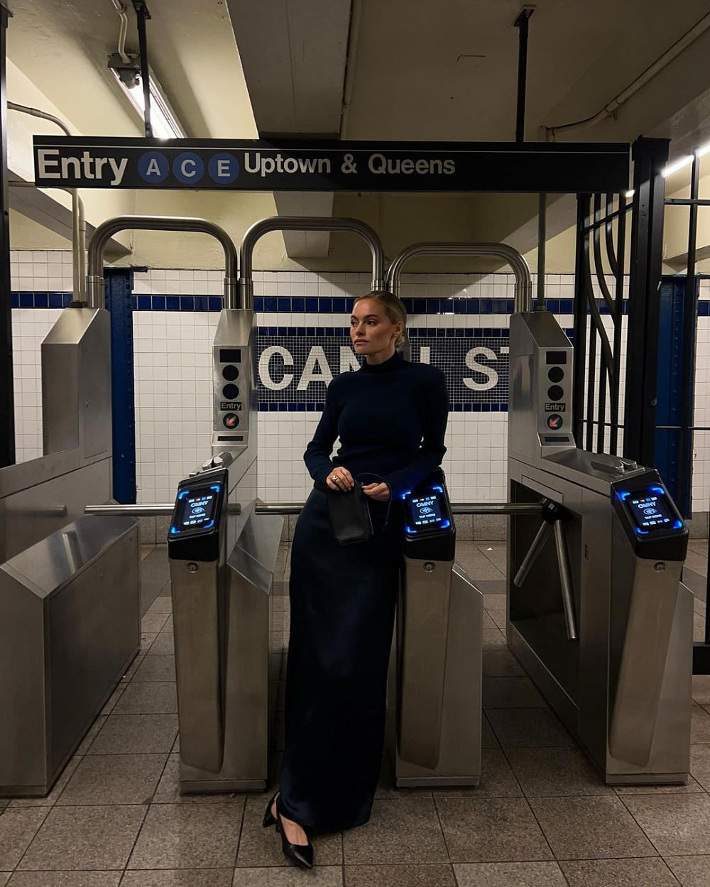 Instagram: @clairerose