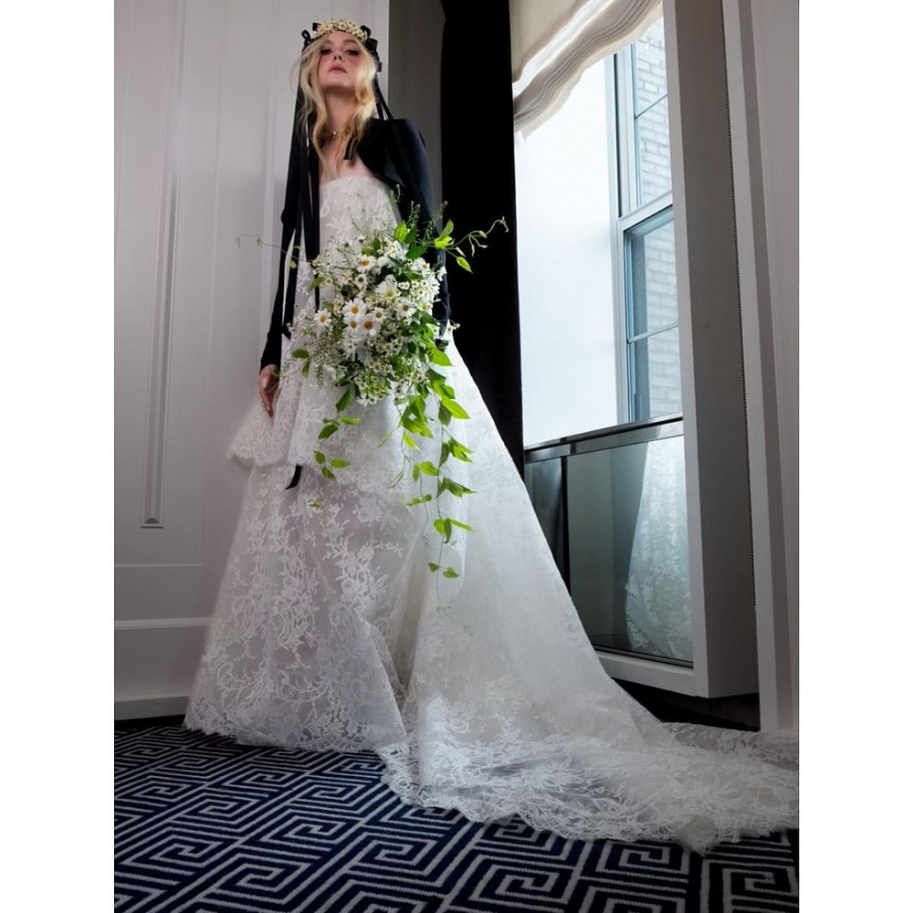 Instagram: @ellefanning