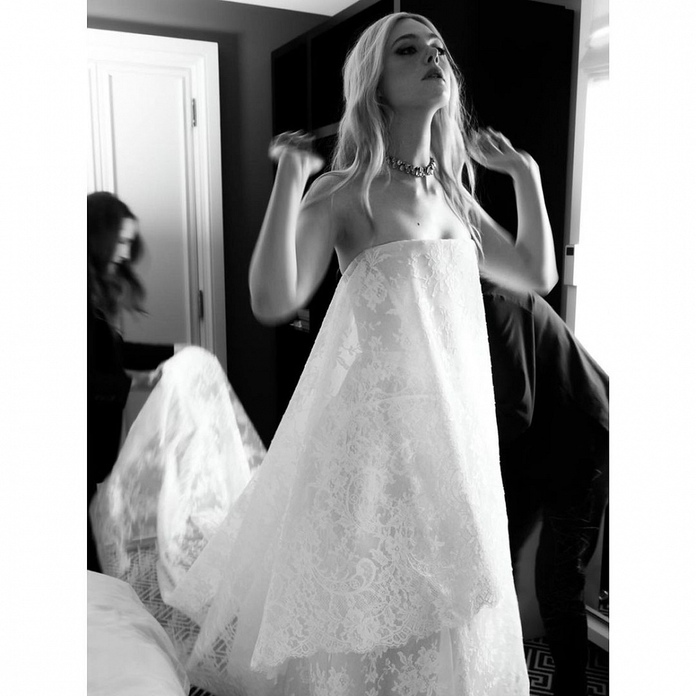 Instagram: @ellefanning