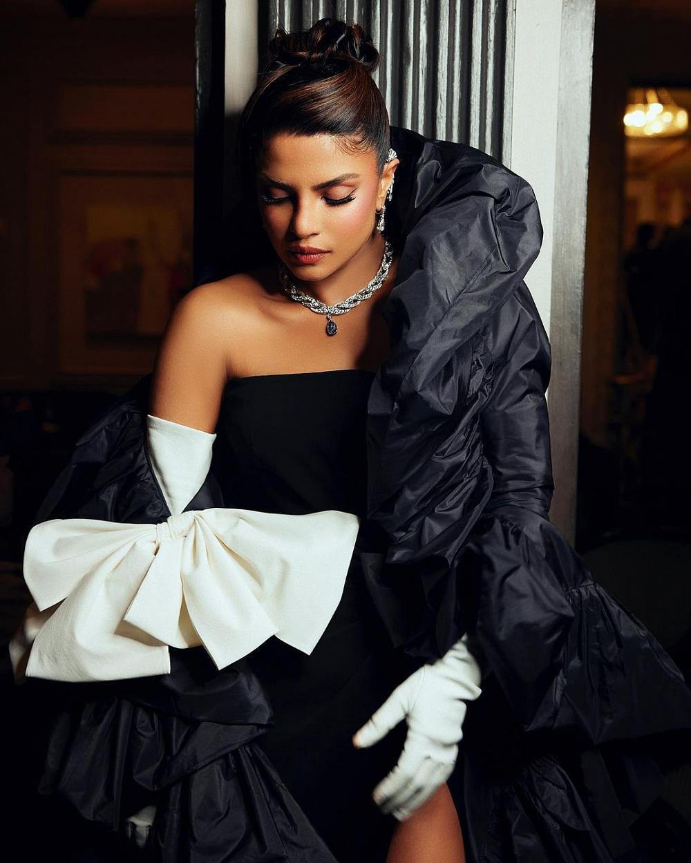 Instagram: @priyankachopra