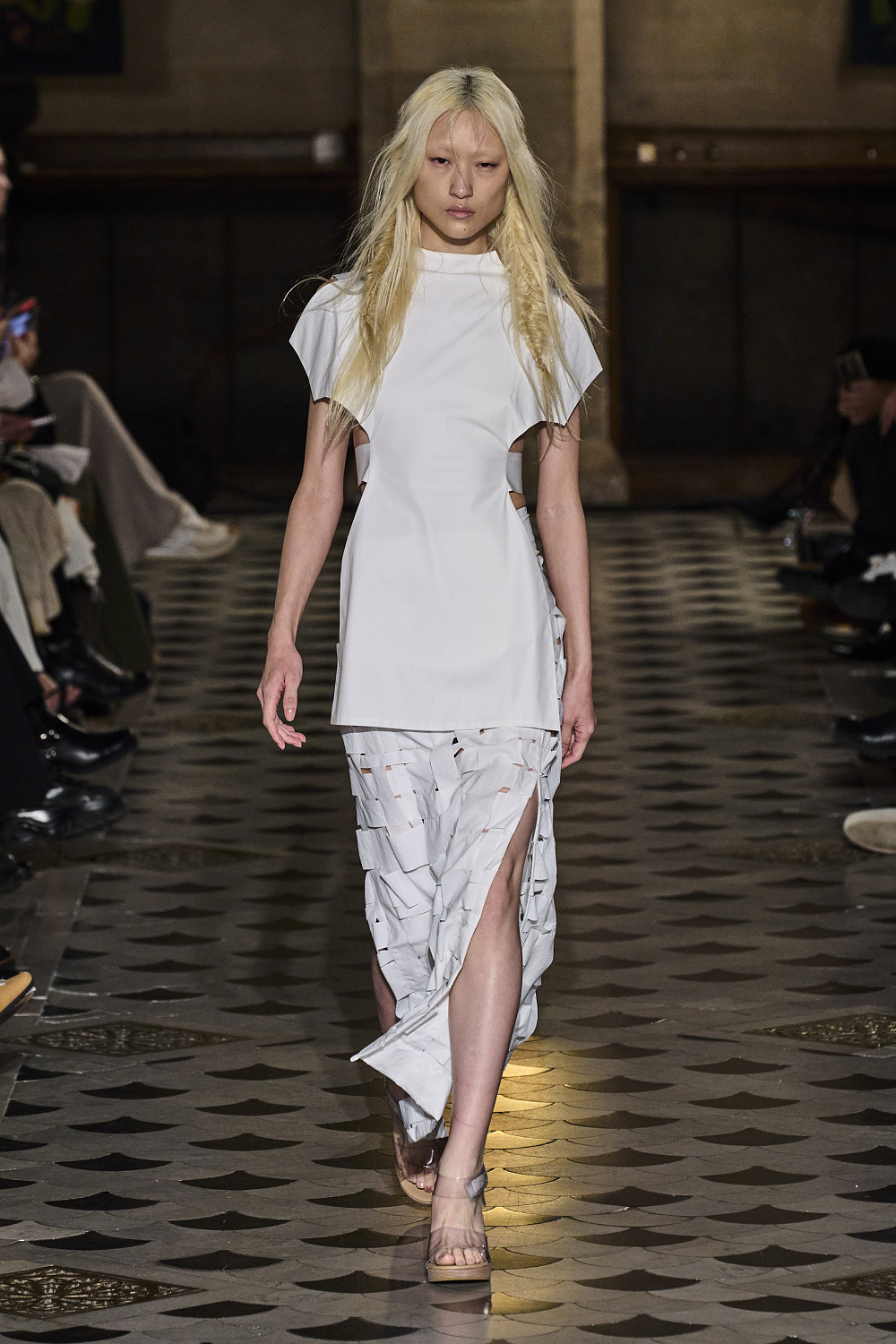 Деконструкція: A.W.A.K.E. Mode