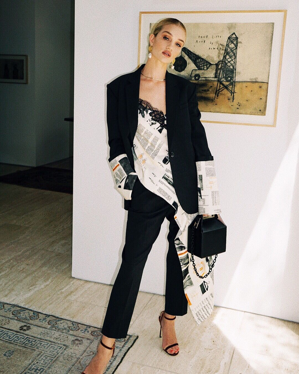 Instagram: @rosiehw