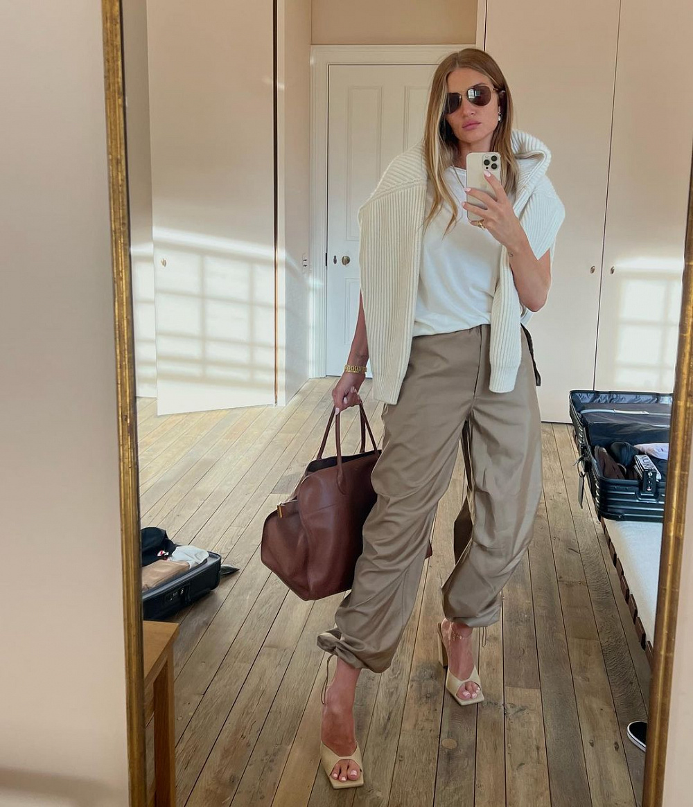 Instagram: @rosiehw