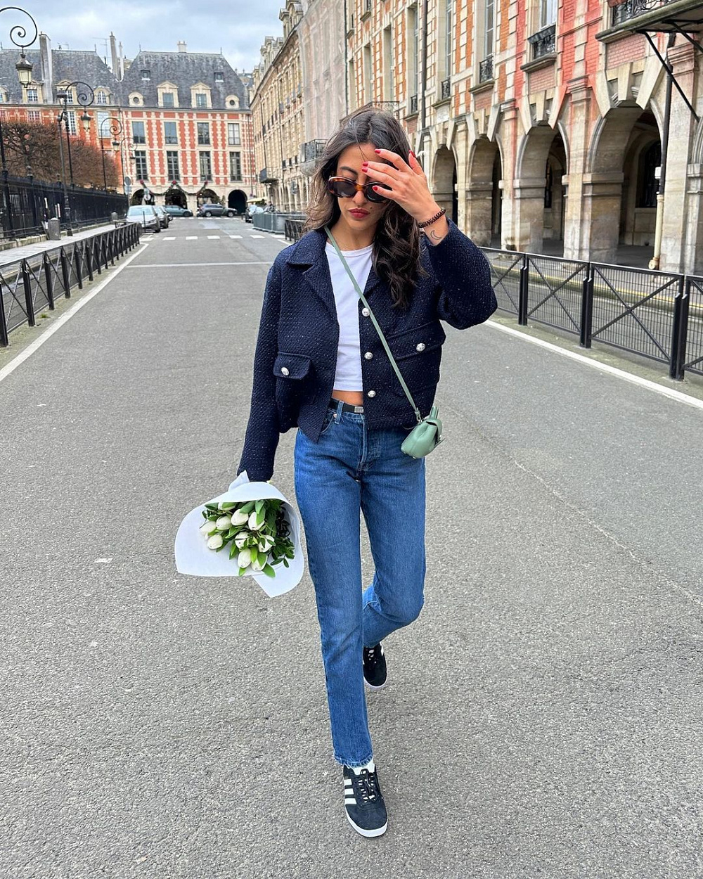 Instagram: @taina.csg