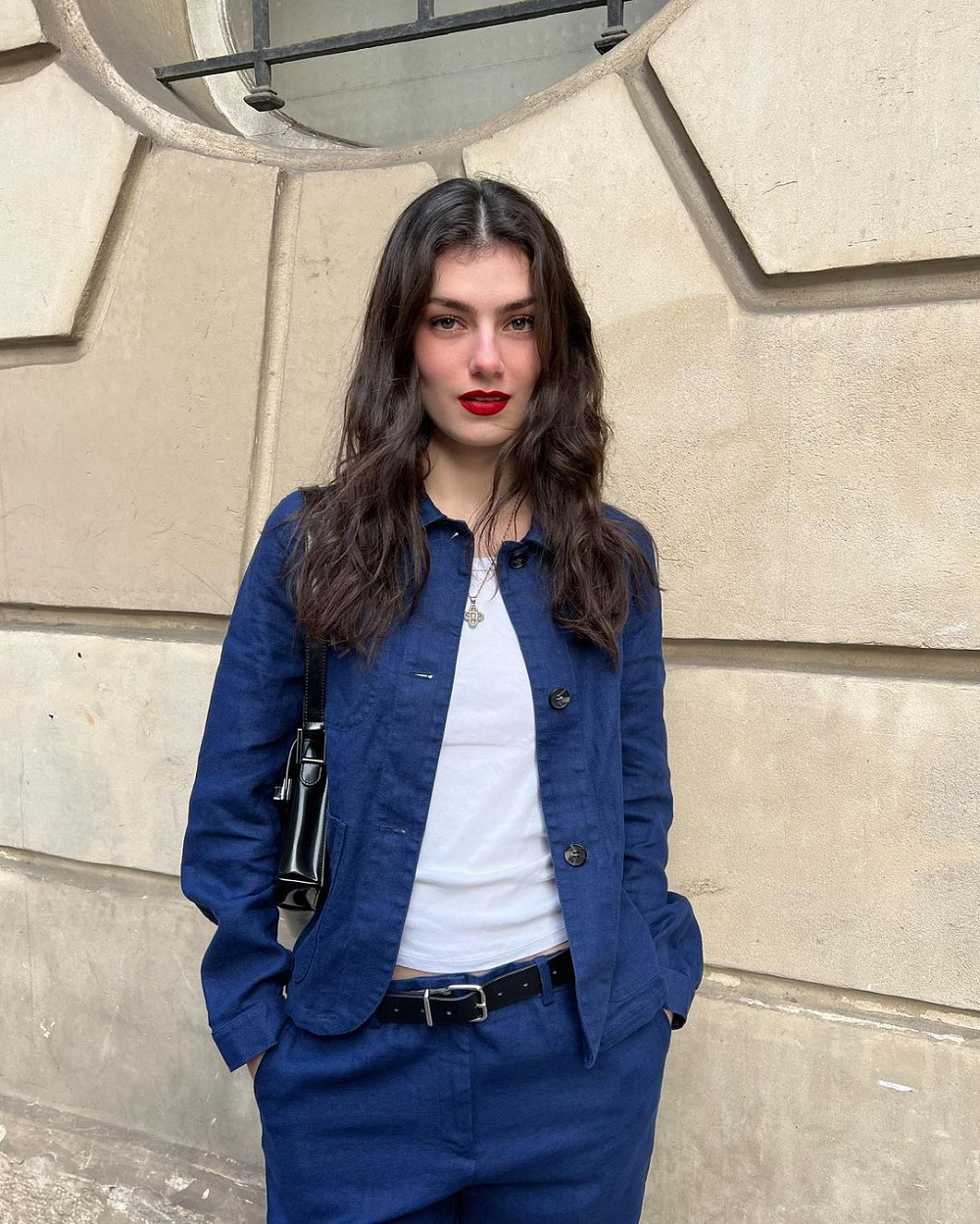 Instagram: @zoiamossour