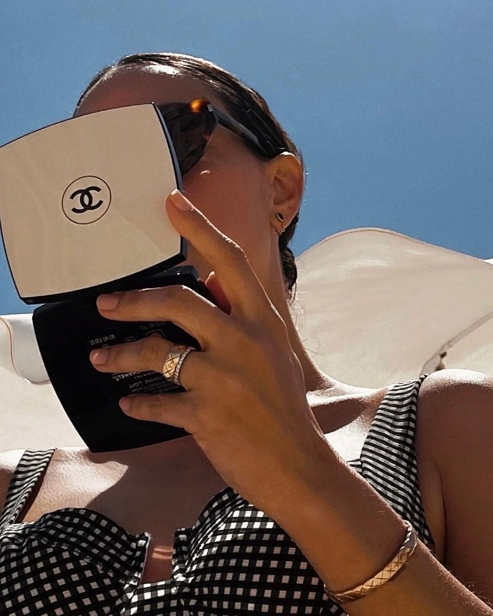 Instagram: @betina_goldstein