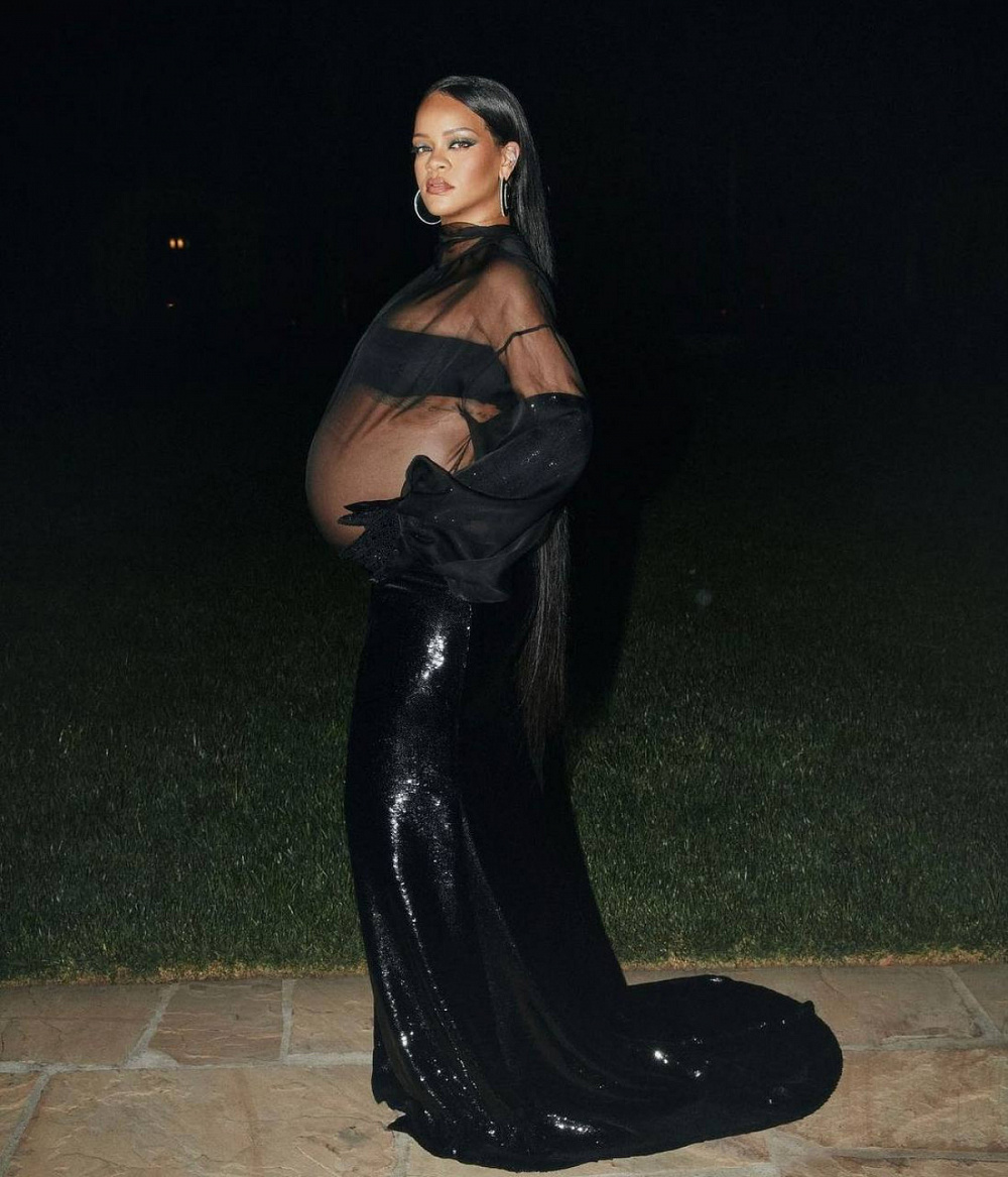 Instagram: @badgariri