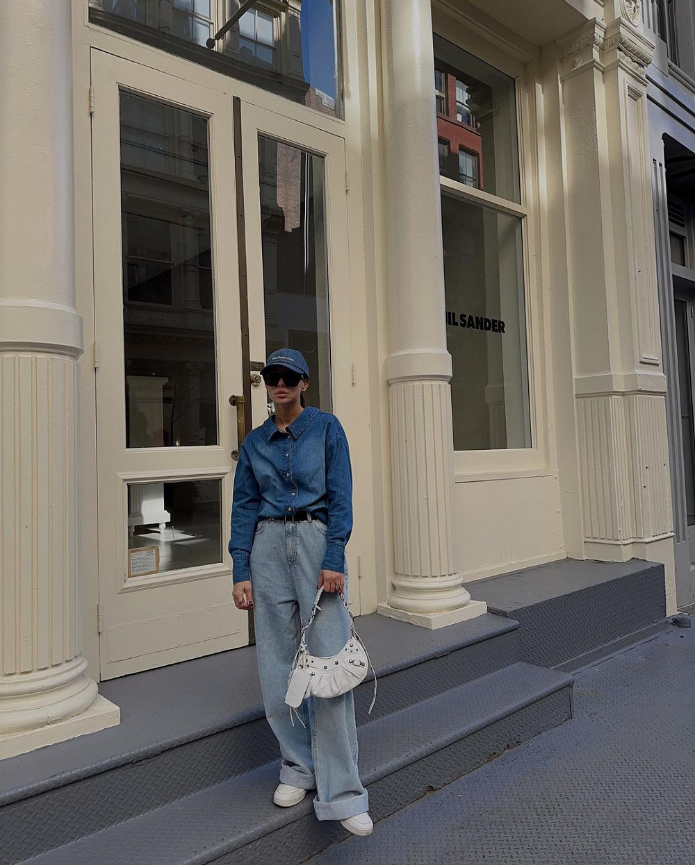 Instagram: @madina_mariposa